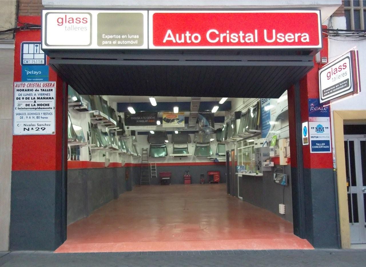 AUTO CRISTAL USERA, CB